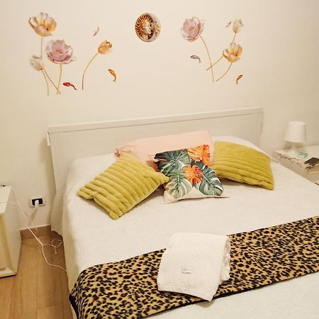 Casa Lady Casa Vacanze Trani Eksteriør bilde